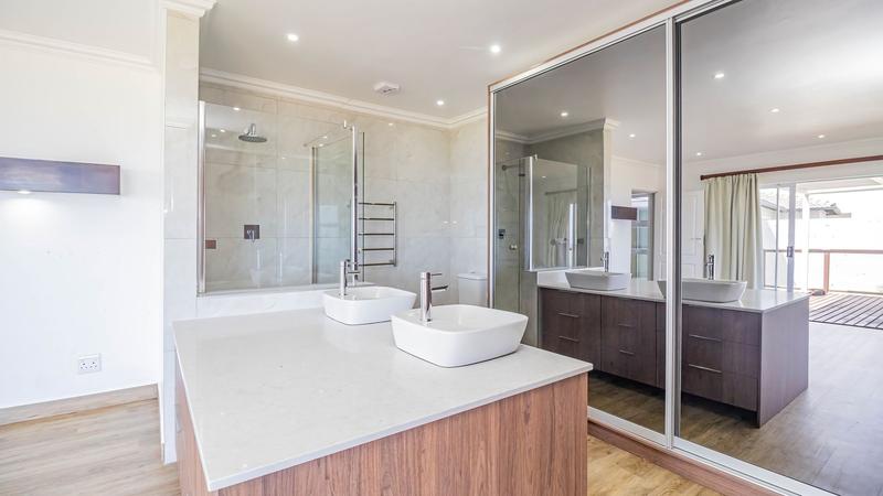 3 Bedroom Property for Sale in Pinnacle Point Golf Estate Western Cape